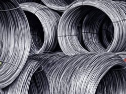 Проволока и иные метизы не (неликвид/лежалая), предпочтительнее опт